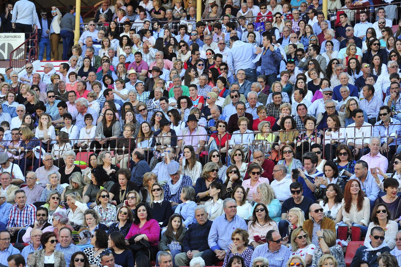 Festival de orejas y rabos contra el cáncer en Murcia