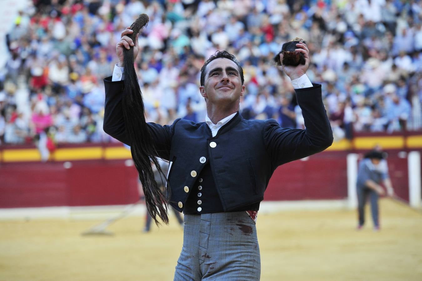 Festival de orejas y rabos contra el cáncer en Murcia