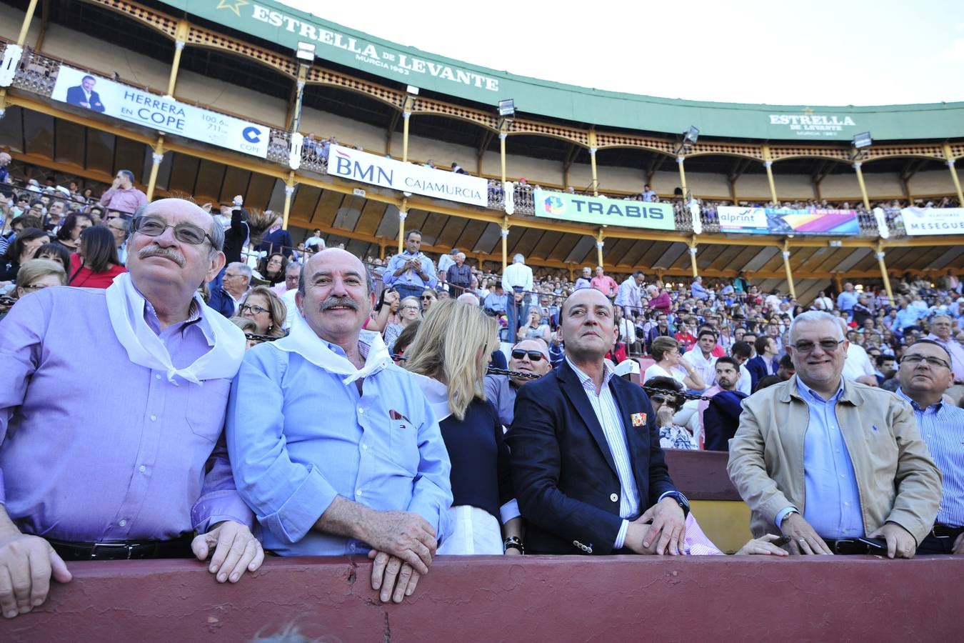 Festival de orejas y rabos contra el cáncer en Murcia