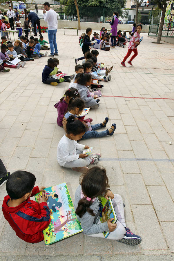 Alicante celebra el día del libro