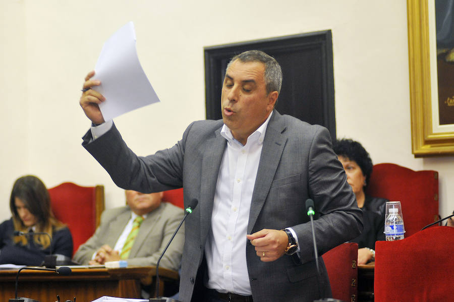 Pleno en el Ayuntamiento de Elche