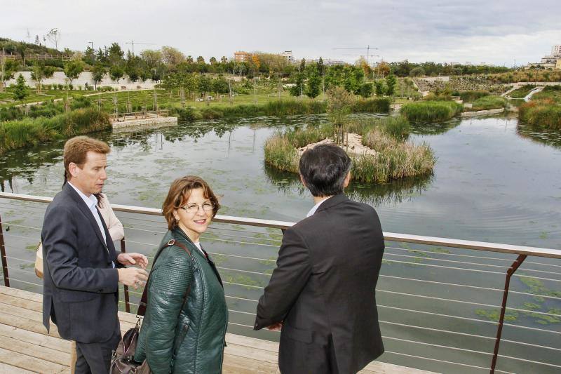 Cebrián elogia la gestión del parque inundable &#039;La Marjal&#039;