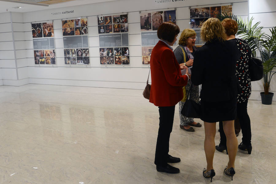 Una muestra del Misteri inaugura el Ámbito Cultural de El Corte Inglés