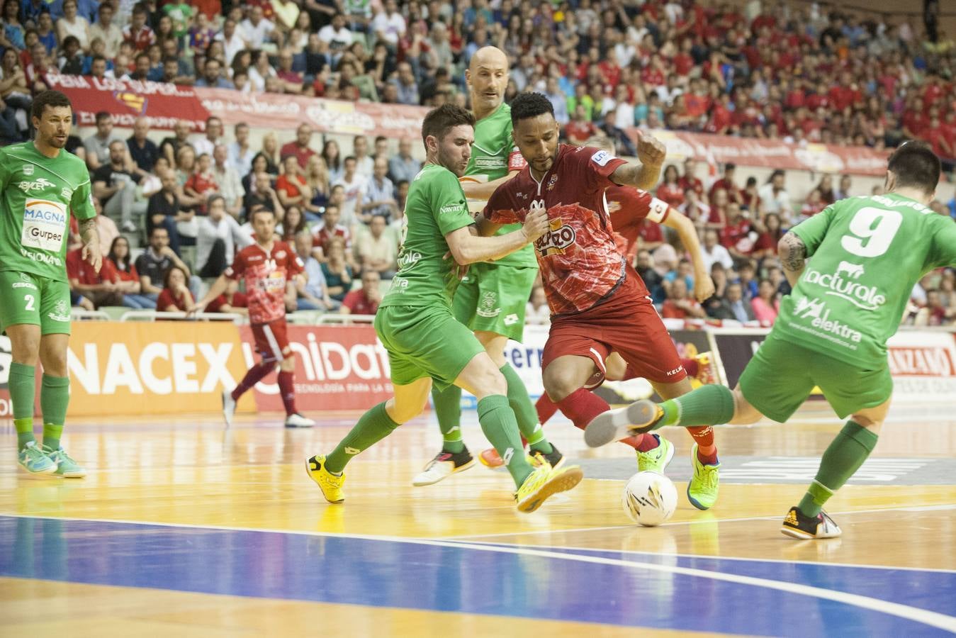 ElPozo consigue igualar la eliminatoria a Magna Gurpea (7-3)