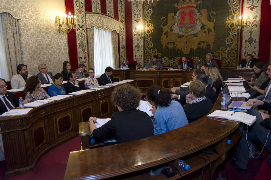 Pleno en el Ayuntamiento de Alicante