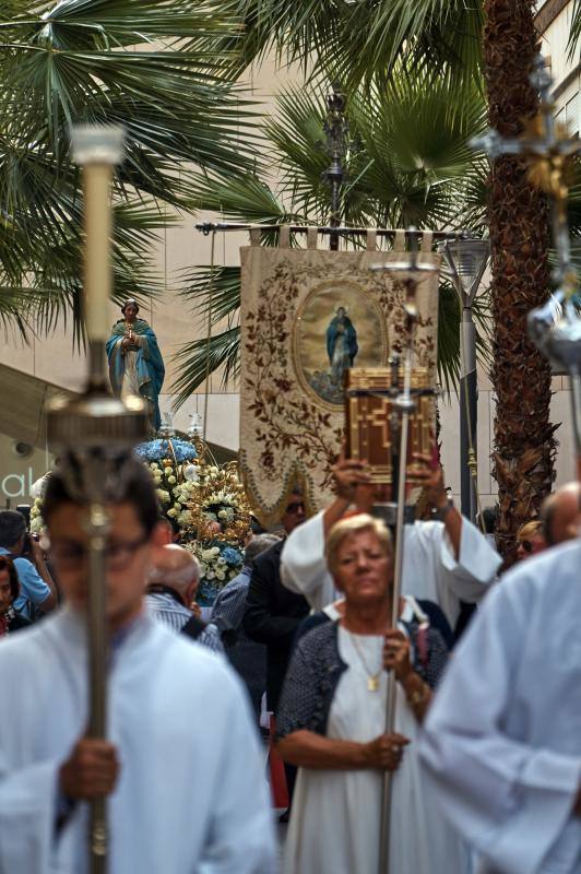 Torrevieja aclama a su Purísima