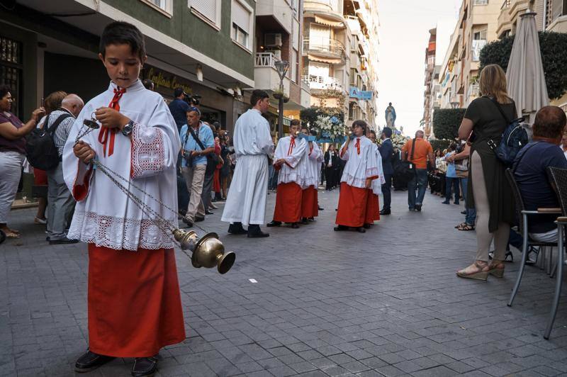 Torrevieja aclama a su Purísima