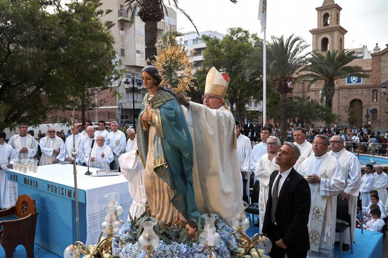 Torrevieja aclama a su Purísima