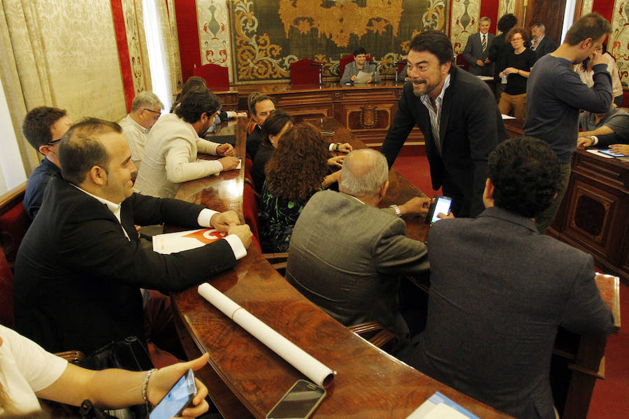 Pleno en el Ayuntamiento de Alicante