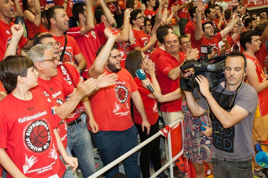 Milagro en el Palacio (91-87)