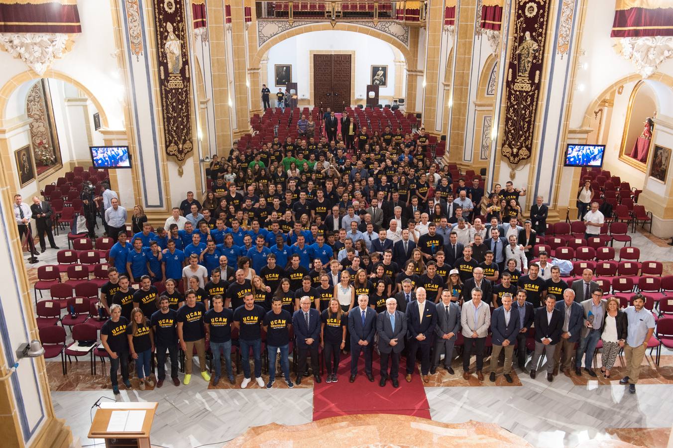 La UCAM premia a su enorme &#039;familia&#039; deportiva