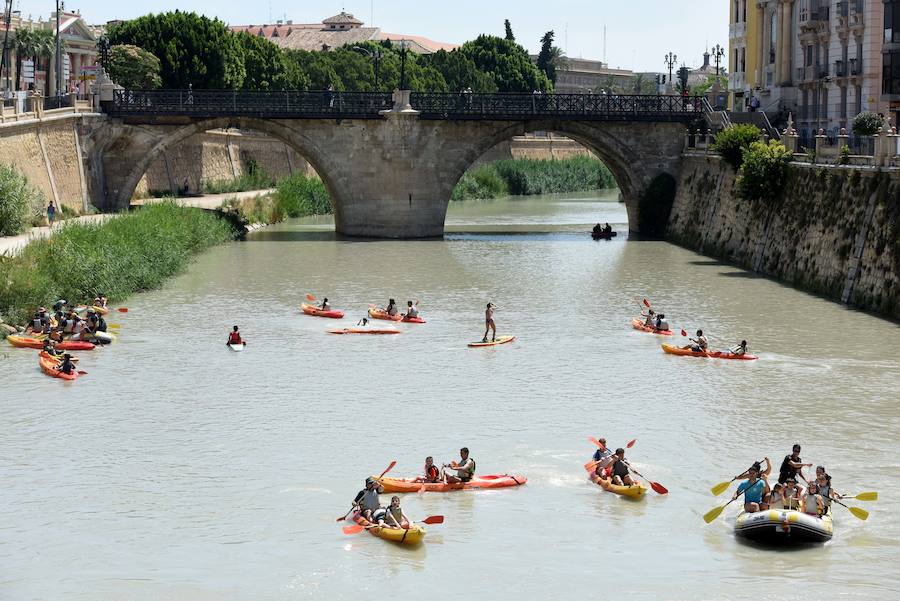 Diversión por tierra, agua y aire en el Día de la Región