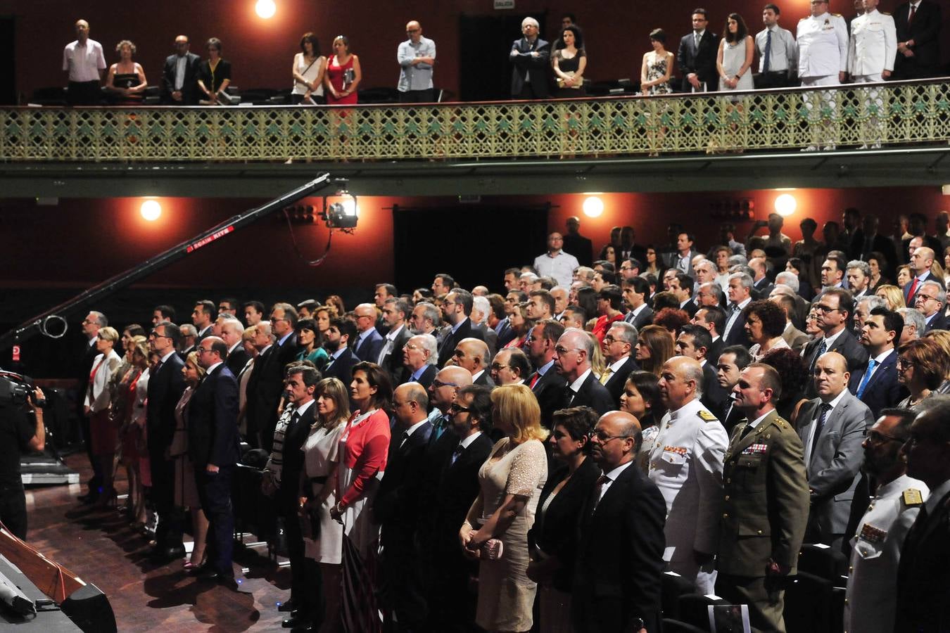 Entrega de las medallas de oro en el Día de la Región