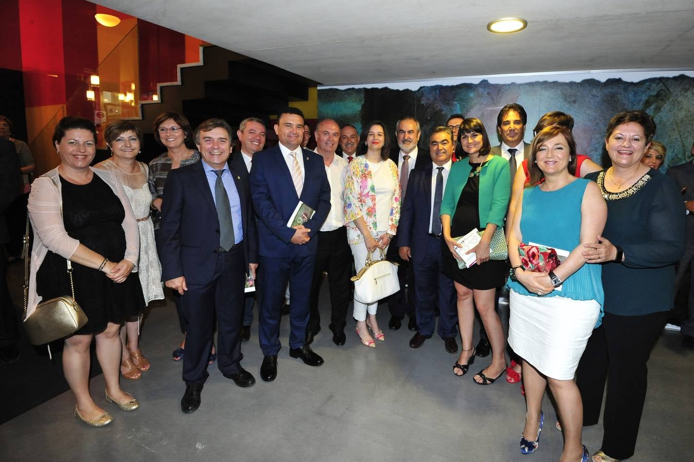 Entrega de las medallas de oro en el Día de la Región