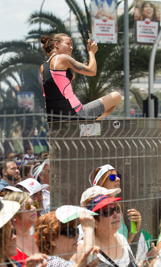 Mascleta de Fogueres en la Plaza de los Luceros