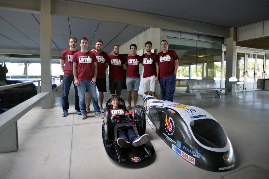 Estudiantes de la UMH diseñan un vehículo para recorrer 2.000 kilómetros con un litro de etanol