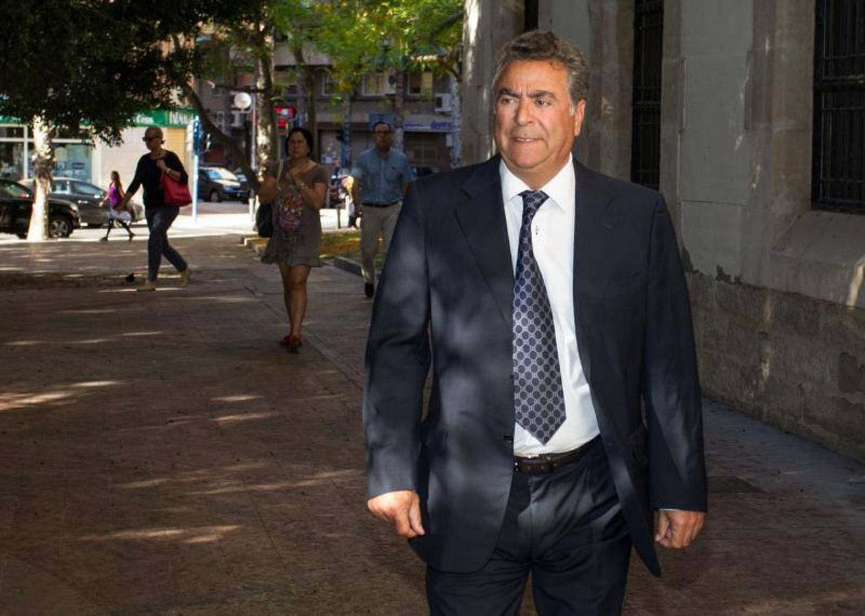 Ortiz alega que peligra el derecho a un juicio justo en su vista por fraude