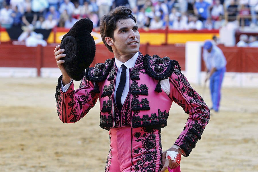 Toros de Hnos. García Jiménez y Olga Jiménez para Francisco Rivera &#039;Paquirri&#039;, David Fandila &#039;El Fandi&#039; y Cayetano en la Feria de Hogueras