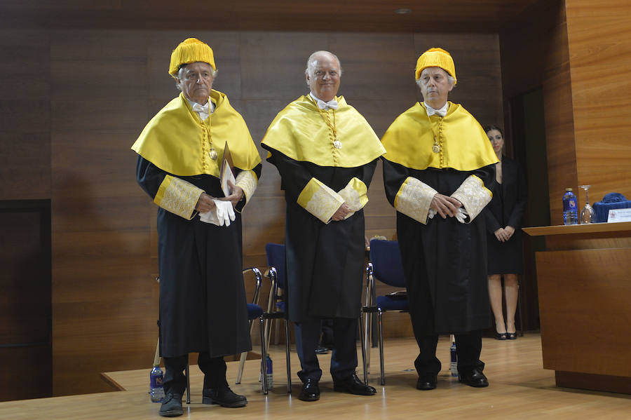 Doctor Honoris Causa a Francisco Ivorra Miralles en la UMH