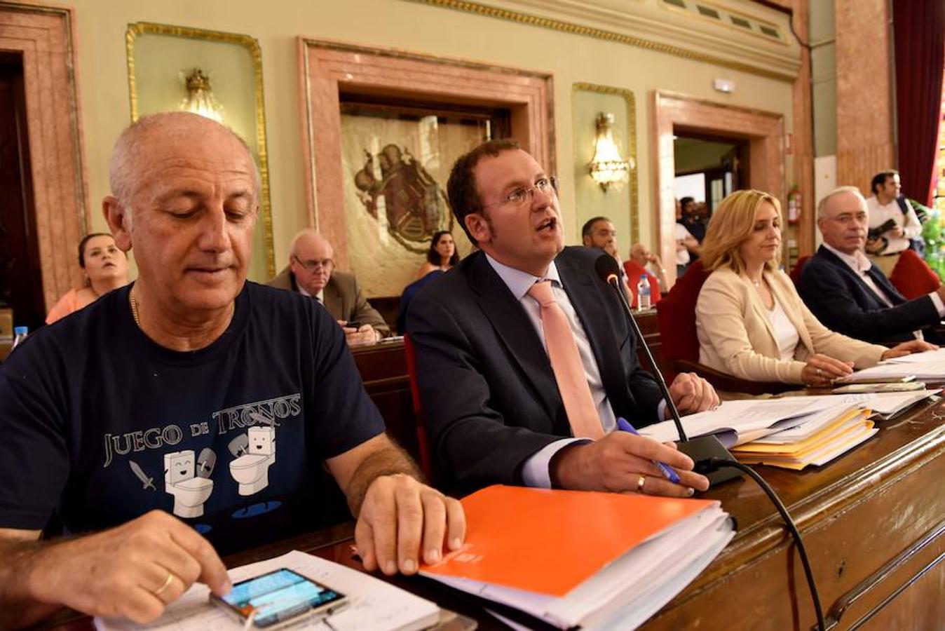 Pleno atípico en Murcia