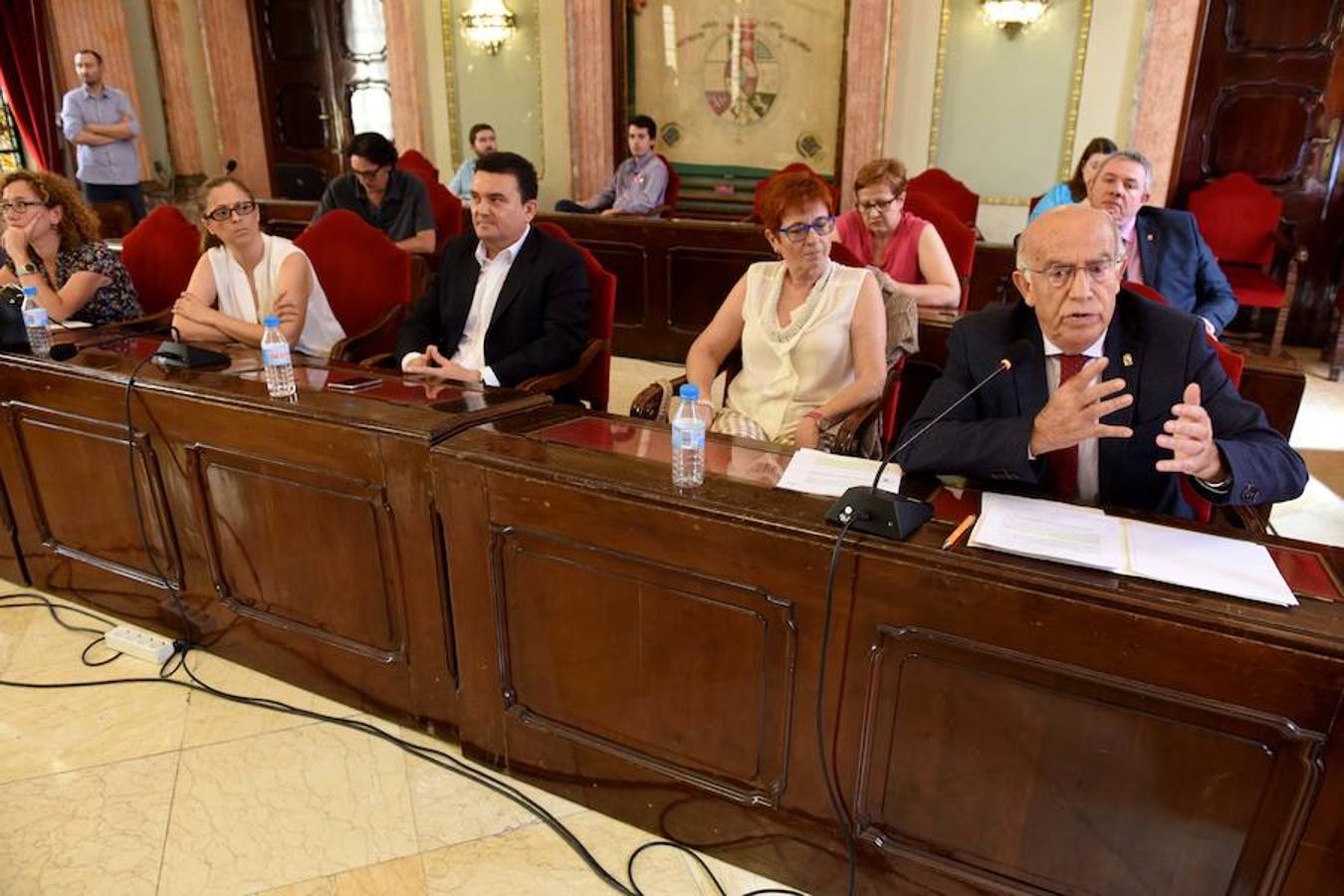 Pleno atípico en Murcia