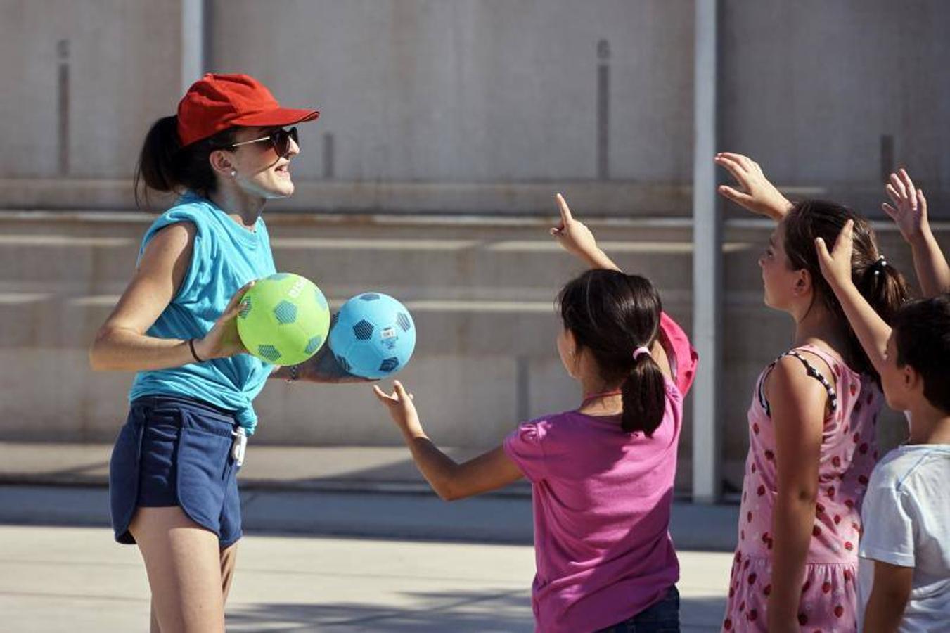 Más de 200 niños disfrutan de la Escuela de Verano en Orihuela