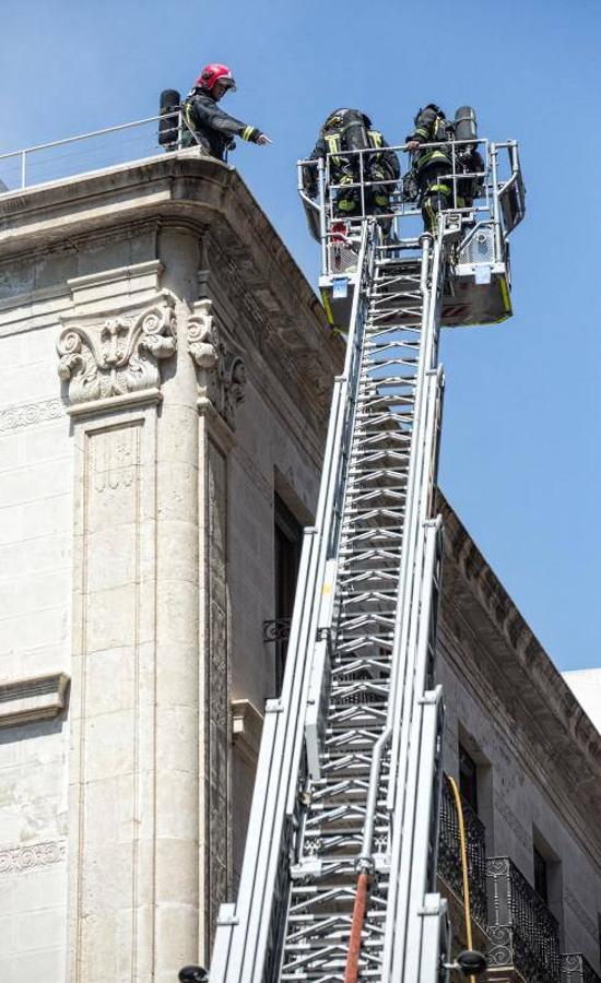 Incendio en el Colegio de Arquitectos de Alicante