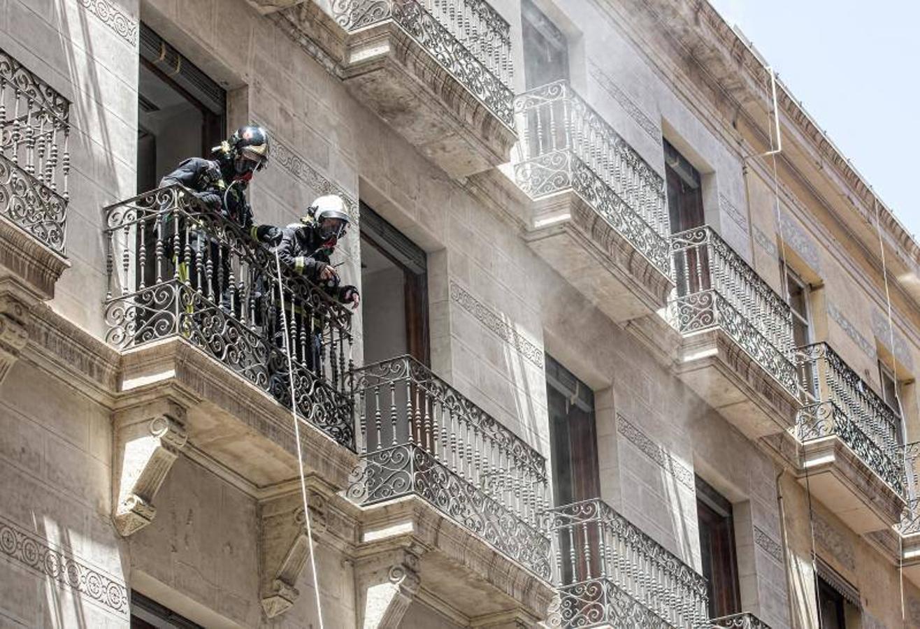 Incendio en el Colegio de Arquitectos de Alicante