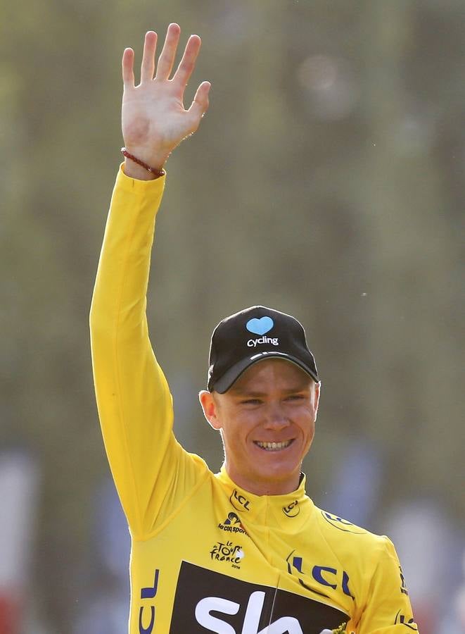 Froome celebra su tercer Tour de Francia en París