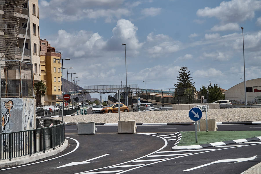 El acceso a la calle Marqués de Molins continúa cerrado