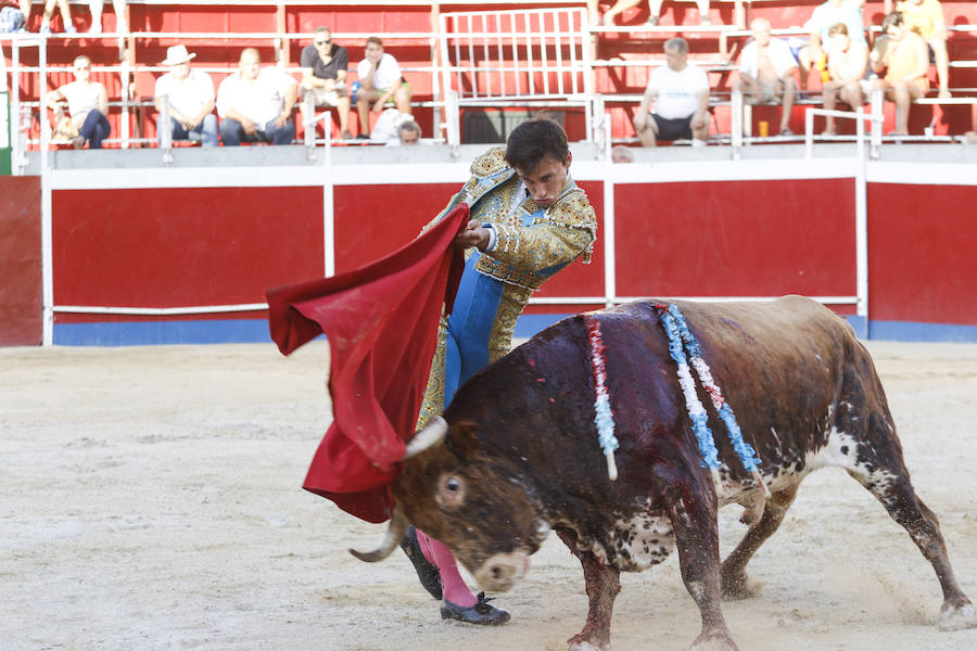 Filiberto, primera puerta grande de la Feria de Blanca