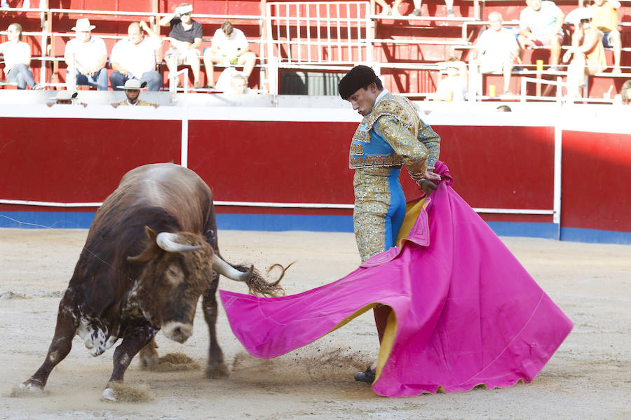 Filiberto, primera puerta grande de la Feria de Blanca
