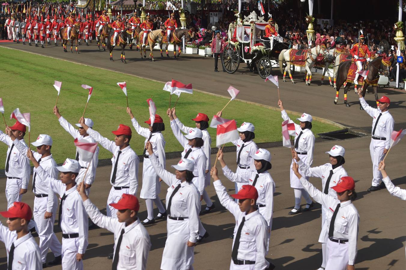 Yakarta celebra el 71 aniversario de la independencia de Indonesia