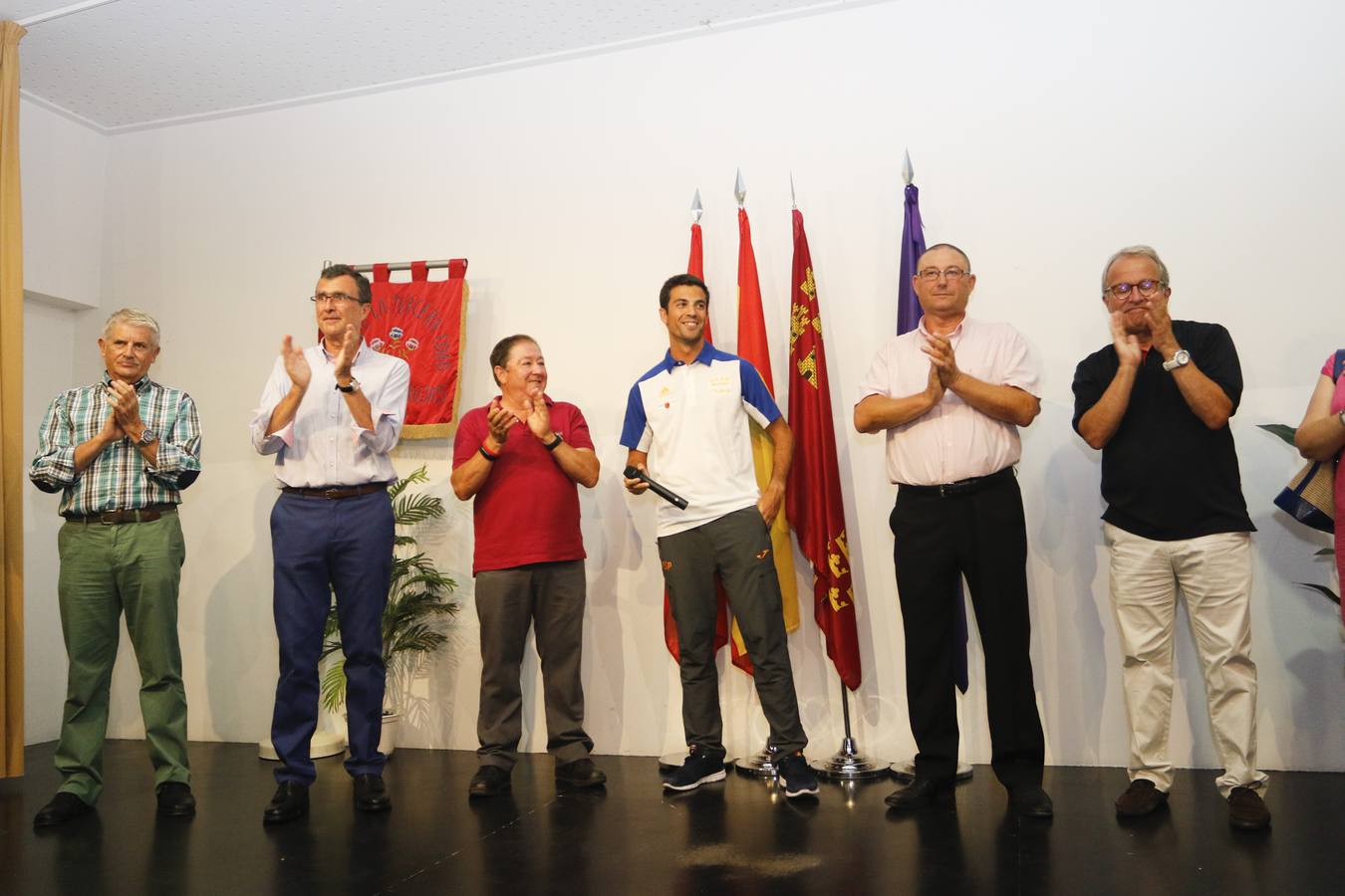 Miguel Ángel López es homenajeado en Llano de Brujas