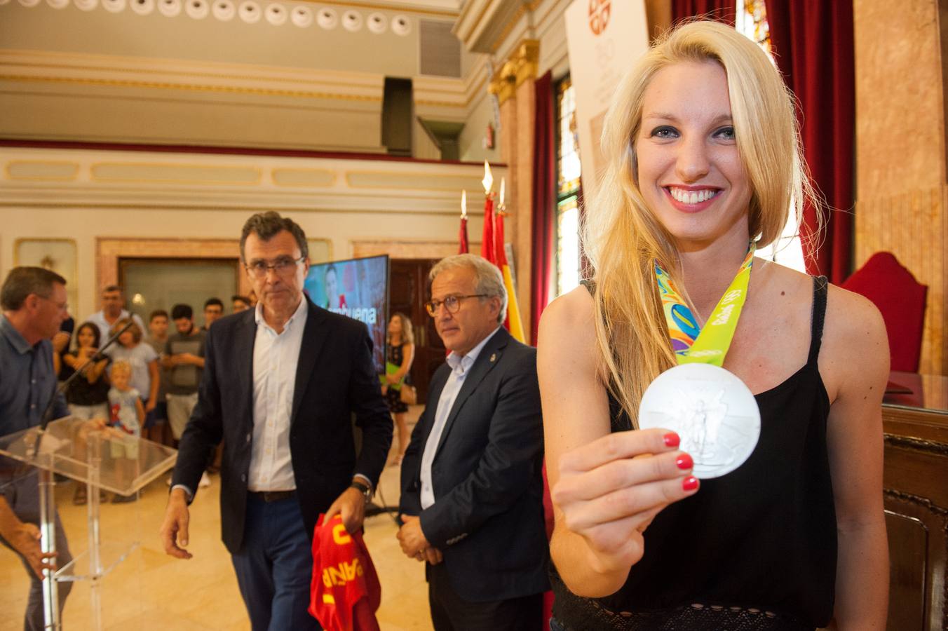 Murcia recibe a Laura Gil tras lograr su medalla olímpica