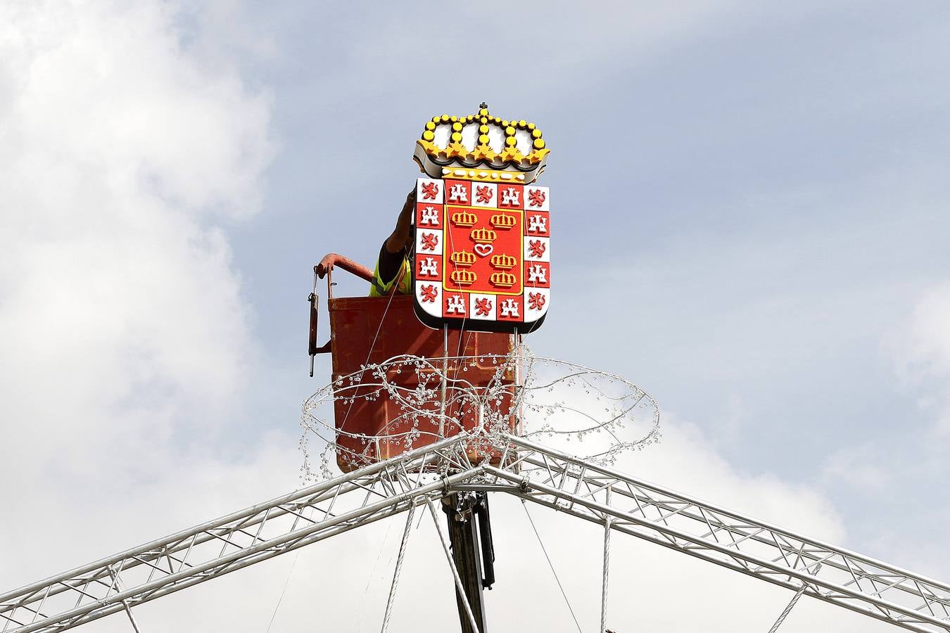 Arcos florares para recibir a la Virgen de la Fuensanta