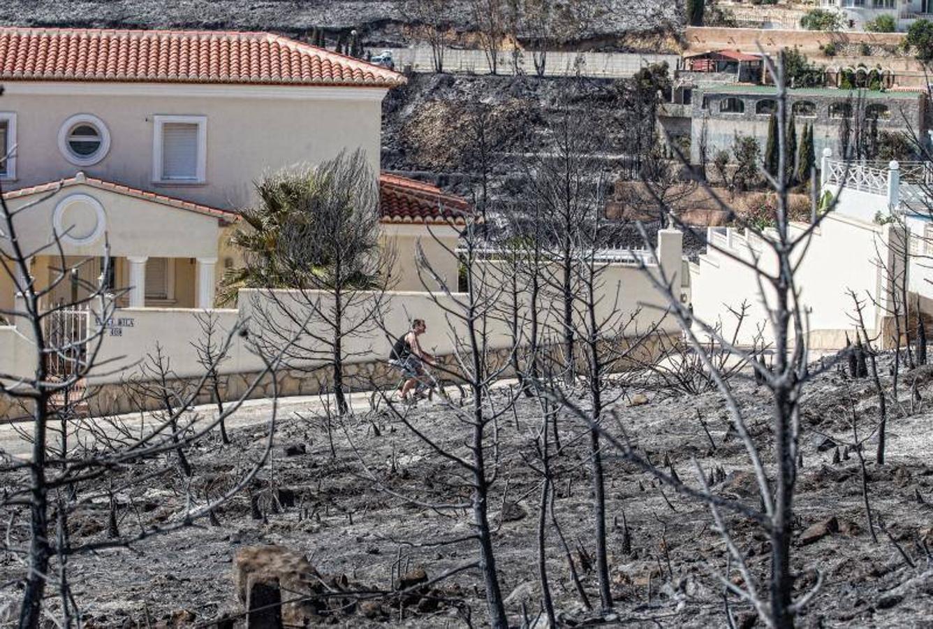 Xàbia y Benitatxell, calcinadas tras el incendio