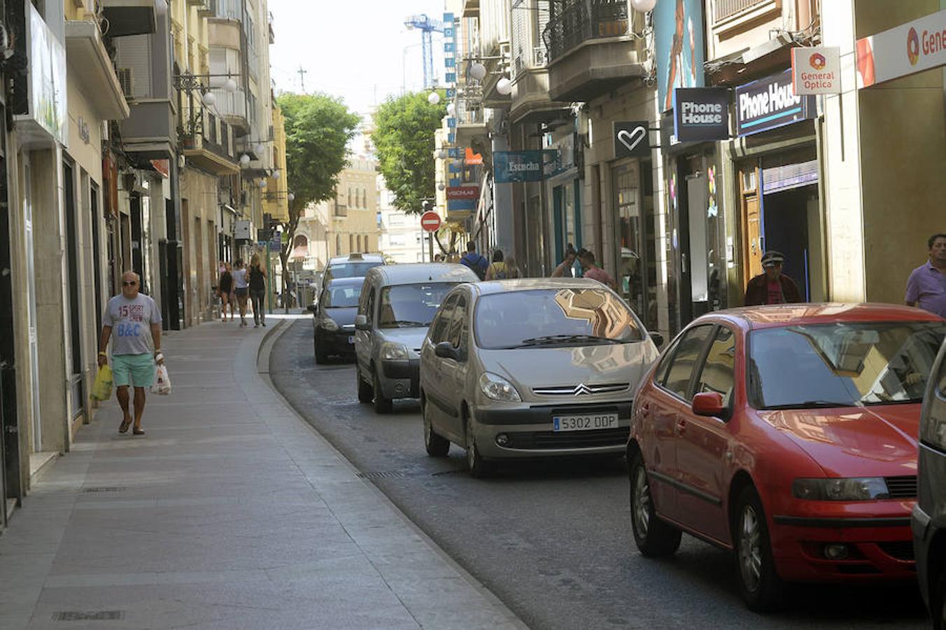 Elche asume la peatonalización de la calle Corredora