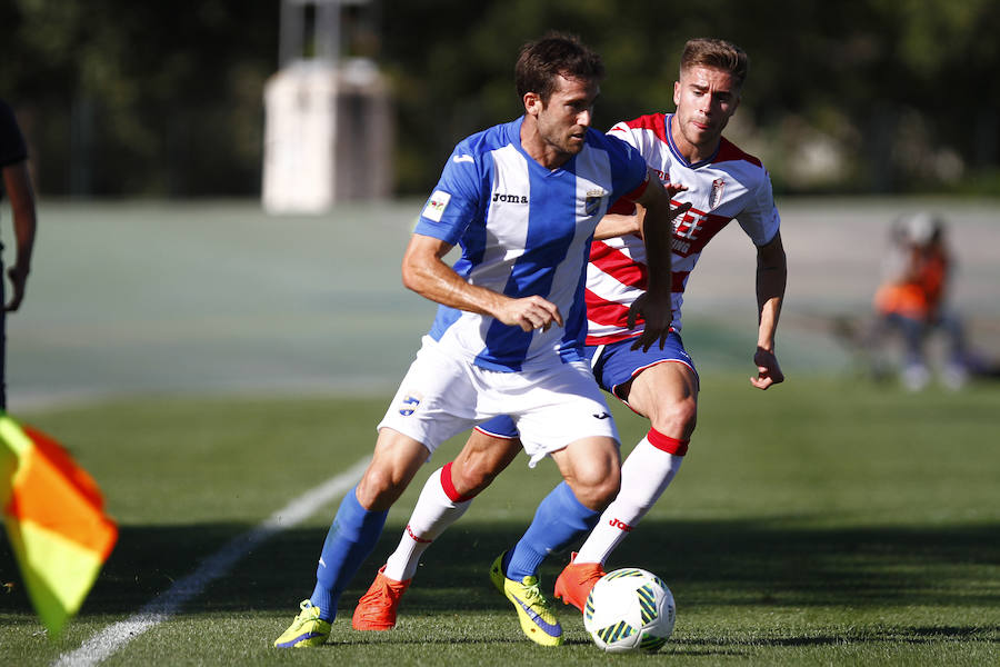 El Lorca estrena entrenador ante el Granada B