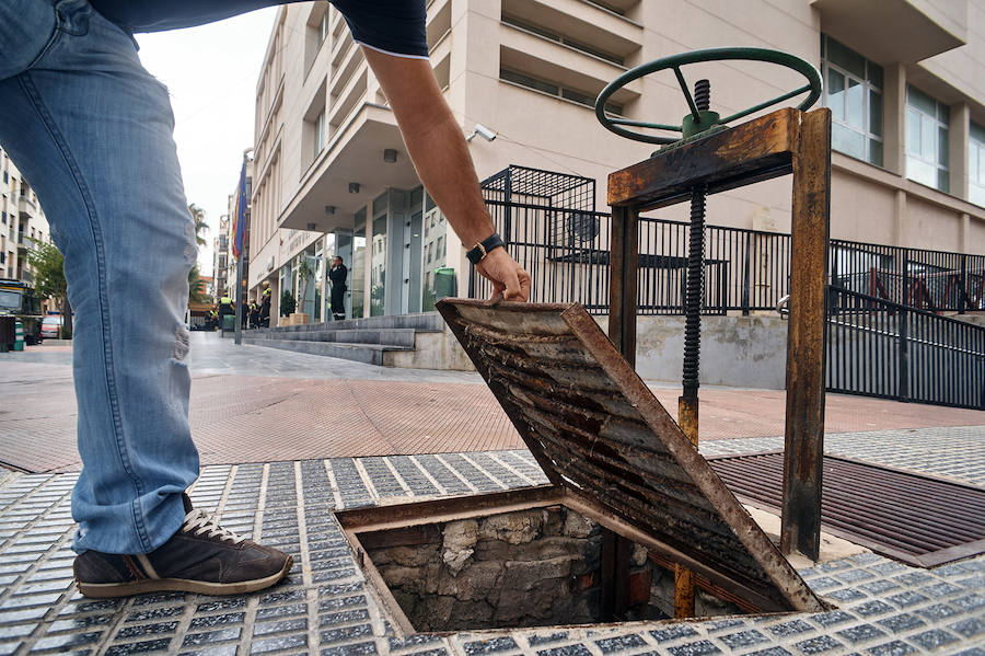 Firma del convenio sobre la acequia de Bigastro