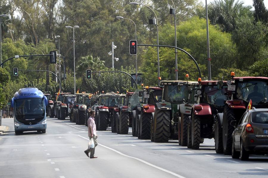 Los tractores toman Gran Vía