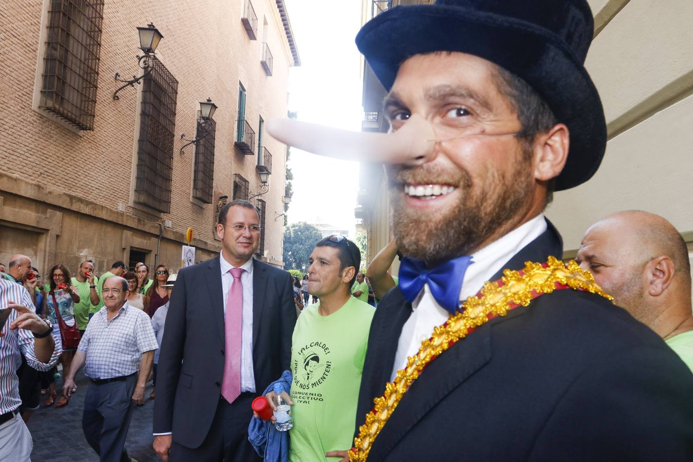 Protesta en el pleno de septiembre en Murcia