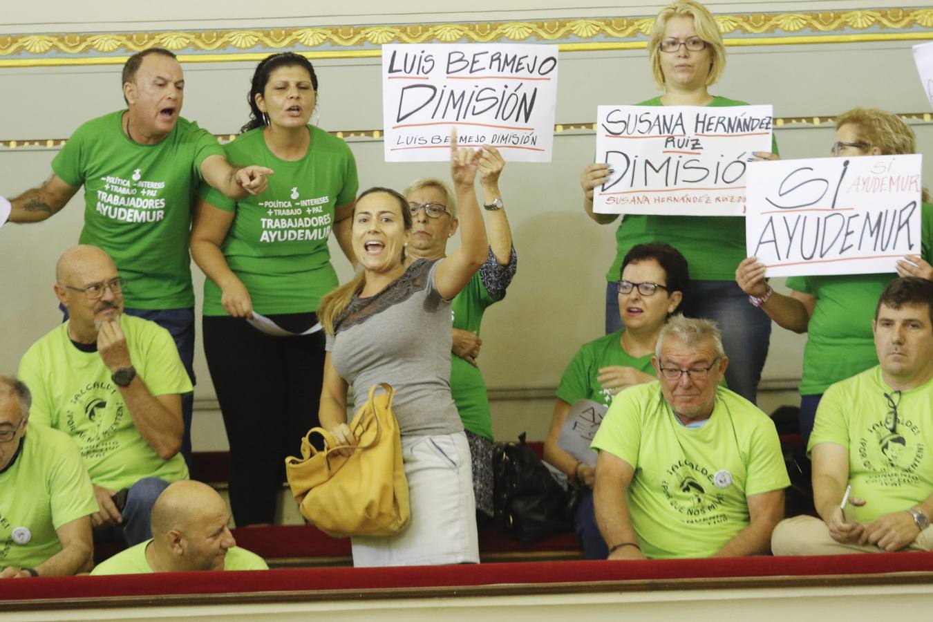 Protesta en el pleno de septiembre en Murcia