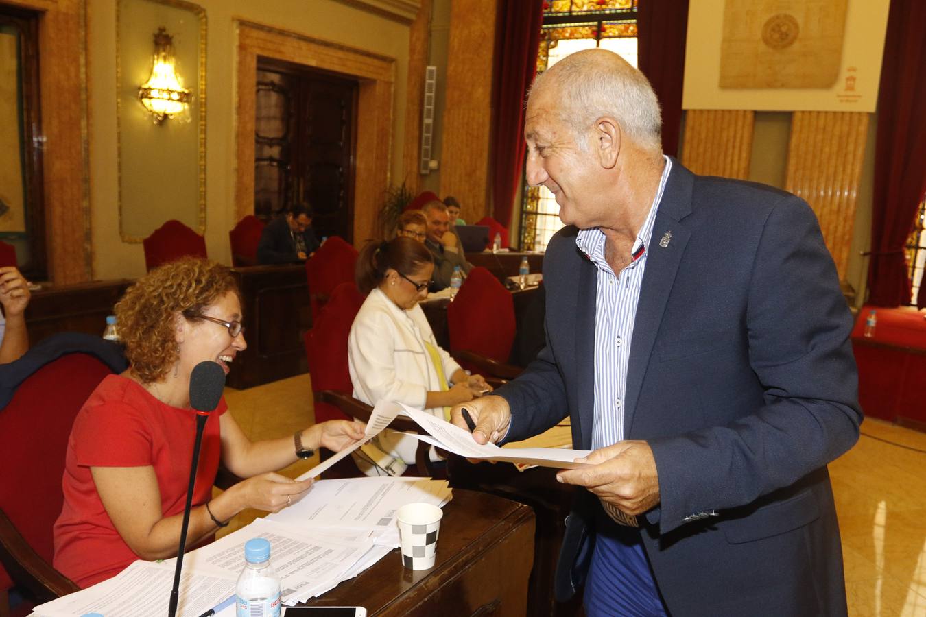 Protesta en el pleno de septiembre en Murcia