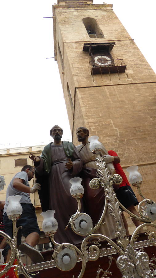 Traslado de las imágenes de la Cofradía de la Samaritana para su restauración