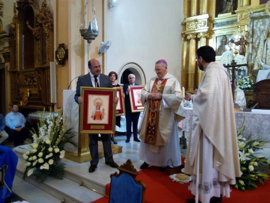 Se hermanan las cofradias Virgen del Rosario de Bullas y Vera Cruz de Caravaca