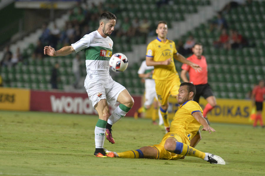 Las mejores imágenes del Elche -Alcorcón de Copa (0-1)