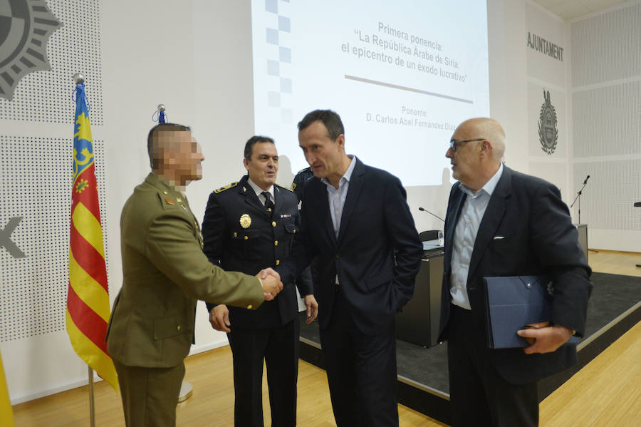 La Policía Local se forma frente al yihadismo