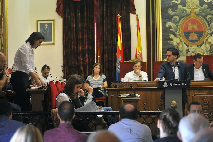 Pleno en el Ayuntamiento de Elche