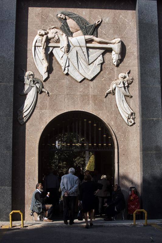 La Vega Baja honra la memoria de sus difuntos en el día de Todos los Santos